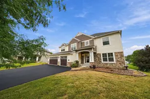 2109 Rockridge Cir, Shakopee, MN 55379 - Photo 80