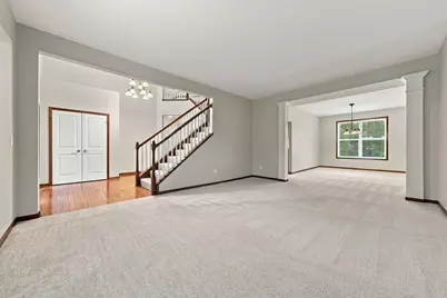 2109 Rockridge Circle, Shakopee, MN 55379 - Photo 8