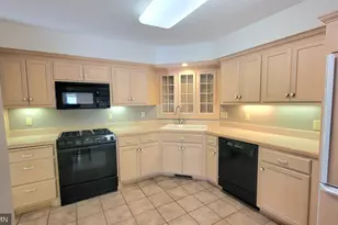 1374 Field Creek Cir, Victoria, MN 55386 - Photo 8