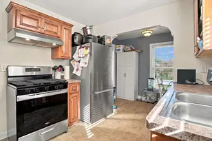 1828 Arlington Ave E, Saint Paul, MN 55119 - Photo 10