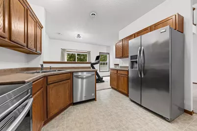 7623 Elm Grove Avenue, New Hope, MN 55428 - Photo 14
