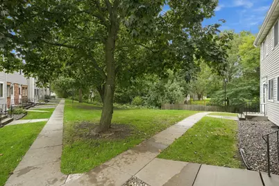 1496 Goodwin Avenue N, Oakdale, MN 55128 - Photo 4