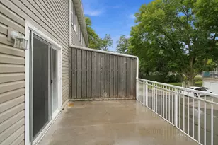 1496 Goodwin Ave N, Oakdale, MN 55128 - Photo 8