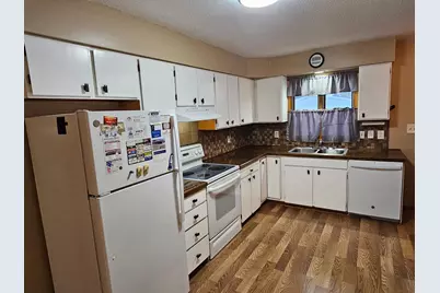 713 S Elm Street, Lamberton, MN 56152 - Photo 8