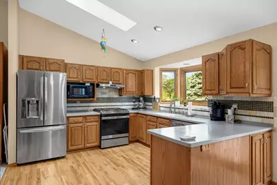 1797 Eldridge Avenue W, Roseville, MN 55113 - Photo 6