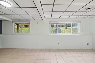 2053 Edgerton St, Maplewood, MN 55117 - Photo 14
