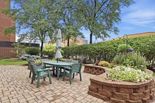 7600 Golden Valley Rd, Golden Valley, MN 55427 - Photo 24