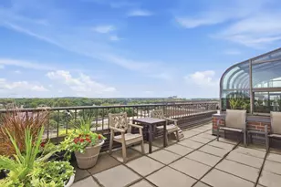 7600 Golden Valley Rd, Golden Valley, MN 55427 - Photo 20