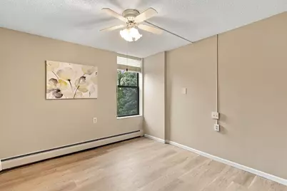 7600 Golden Valley Road #316, Golden Valley, MN 55427 - Photo 12