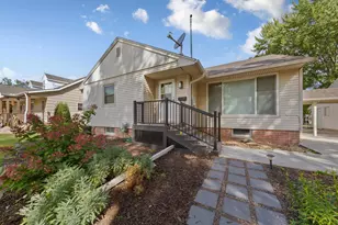 805 9th Ave NE, Waseca, MN 56093 - Photo 2