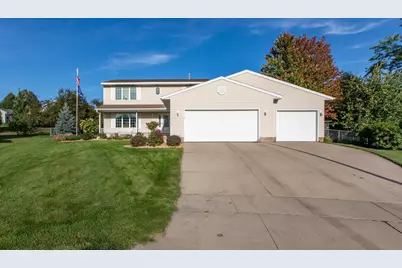 4422 Surrey Lane NW, Rochester, MN 55901 - Photo 2