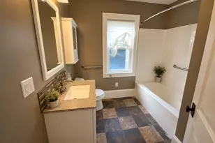 812 Pedersen St, Saint Paul, MN 55119 - Photo 8
