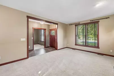 14272 Grantaire Lane N, Hugo, MN 55038 - Photo 10
