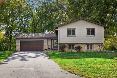 1080 Churchill Circle, Shoreview, MN 55126 - Photo 2
