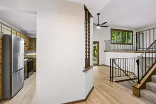 1080 Churchill Cir, Shoreview, MN 55126 - Photo 4