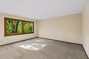1080 Churchill Cir, Shoreview, MN 55126 - Photo 16
