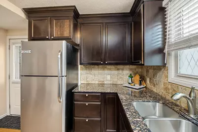 653 4th Avenue S, South Saint Paul, MN 55075 - Photo 14