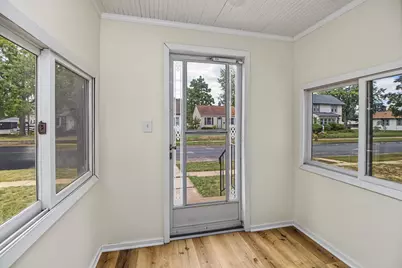 653 4th Avenue S, South Saint Paul, MN 55075 - Photo 4