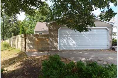 3415 2 1/2 Street NE, Minneapolis, MN 55418 - Photo 28