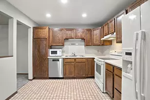 4385 Trenton Ln N, Plymouth, MN 55442 - Photo 4
