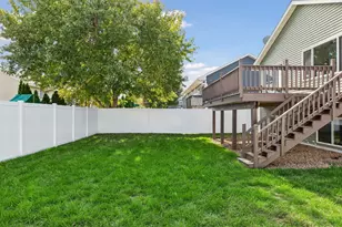1816 Lupine Dr, Hudson, WI 54016 - Photo 38
