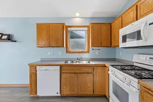1816 Lupine Dr, Hudson, WI 54016 - Photo 12
