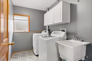 1816 Lupine Dr, Hudson, WI 54016 - Photo 32