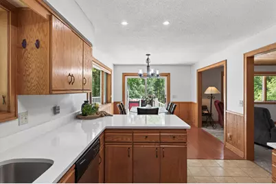 23045 Plateau Drive, Lakeville, MN 55044 - Photo 4