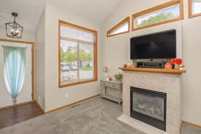 1665 Lexington Lane, Shakopee, MN 55379 - Photo 4
