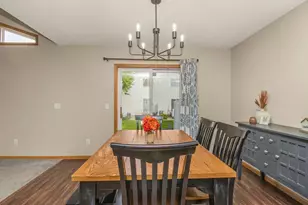 1665 Lexington Ln, Shakopee, MN 55379 - Photo 10