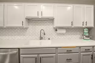 1665 Lexington Ln, Shakopee, MN 55379 - Photo 14