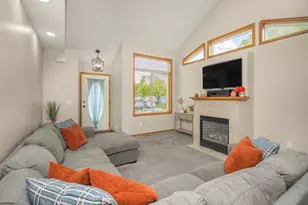 1665 Lexington Ln, Shakopee, MN 55379 - Photo 6