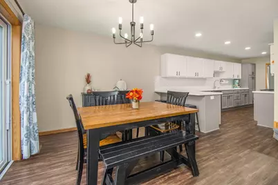 1665 Lexington Lane, Shakopee, MN 55379 - Photo 8