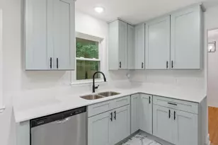 2317 53rd Ave N, Minneapolis, MN 55430 - Photo 14