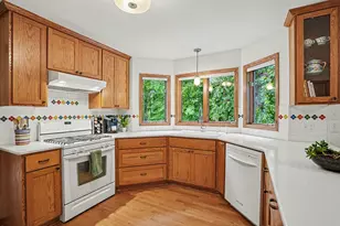 18604 Kristie Ln, Eden Prairie, MN 55346 - Photo 14
