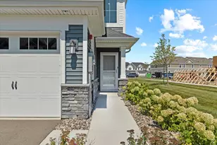 1801 Arbor Ln, Carver, MN 55315 - Photo 2