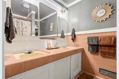 15601 Summit Drive, Eden Prairie, MN 55347 - Photo 34