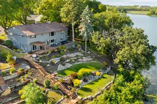 15601 Summit Dr, Eden Prairie, MN 55347 - Photo 4