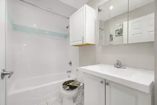 16 W 33rd St, Minneapolis, MN 55408 - Photo 28
