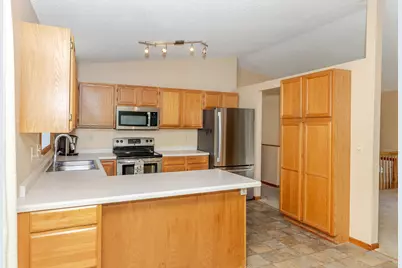3730 Village Green Circle, Moorhead, MN 56560 - Photo 20