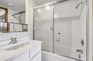 7200 York Ave S, Edina, MN 55435 - Photo 26