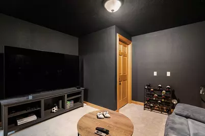 1110 27th Street SW, Austin, MN 55912 - Photo 82