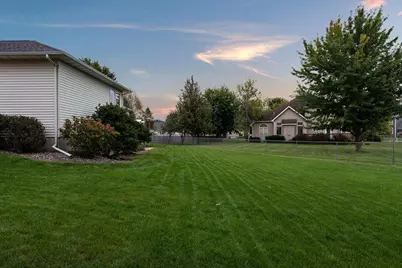 1110 27th Street SW, Austin, MN 55912 - Photo 34