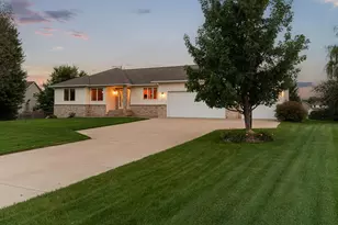 1110 27th St SW, Austin, MN 55912 - Photo 18