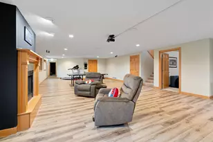 1110 27th St SW, Austin, MN 55912 - Photo 76