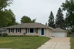 300 105th Ave NE, Blaine, MN 55434 - Photo 14