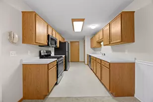 8706 Hastings Cir NE, Blaine, MN 55449 - Photo 4