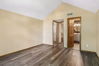 1640 Rose Hill Circle, Lauderdale, MN 55108 - Photo 28