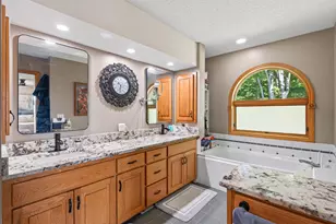14372 Heather Ridge Dr, Rogers, MN 55374 - Photo 18