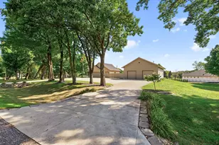 14372 Heather Ridge Dr, Rogers, MN 55374 - Photo 40